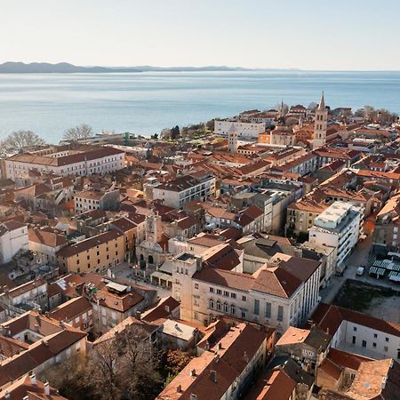 Central Rooms In Old Town By Belmont Realty Zara Esterno foto