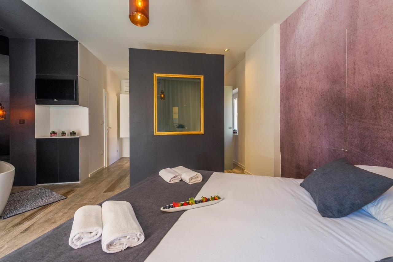 Central Rooms In Old Town By Belmont Realty Zara Esterno foto